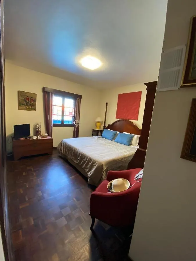 Suites Pinto Coelho Caniço Prázdninový dům