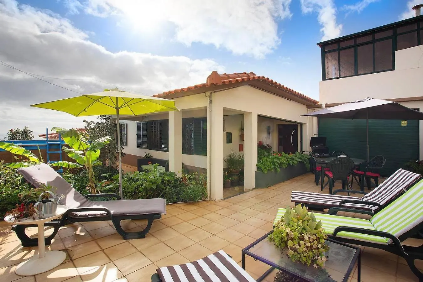 Suites Pinto Coelho Caniço